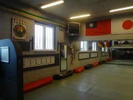 Project "vervanging ramen Black Eagle Dojo"
